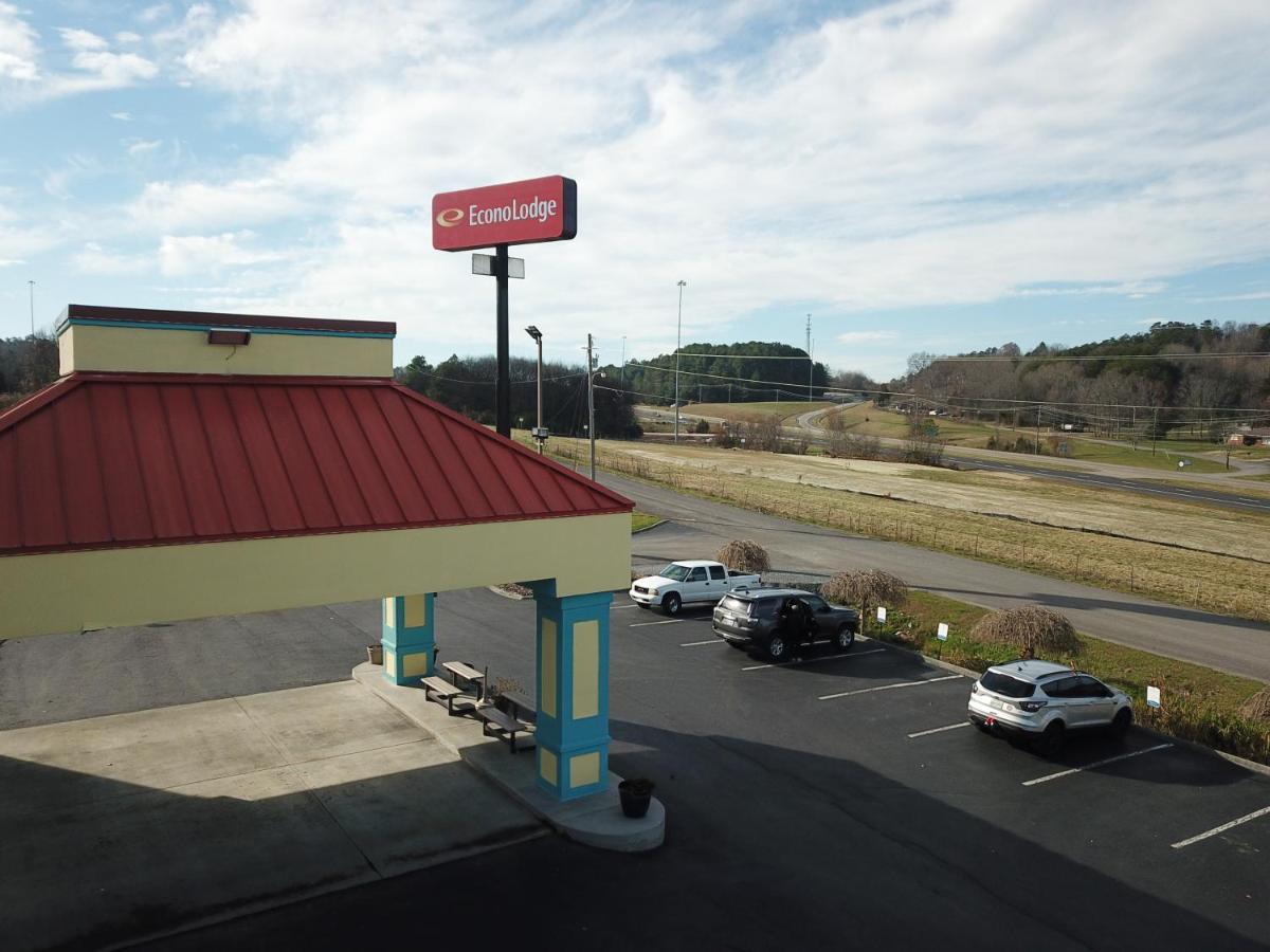 Econo Lodge Newport Buitenkant foto