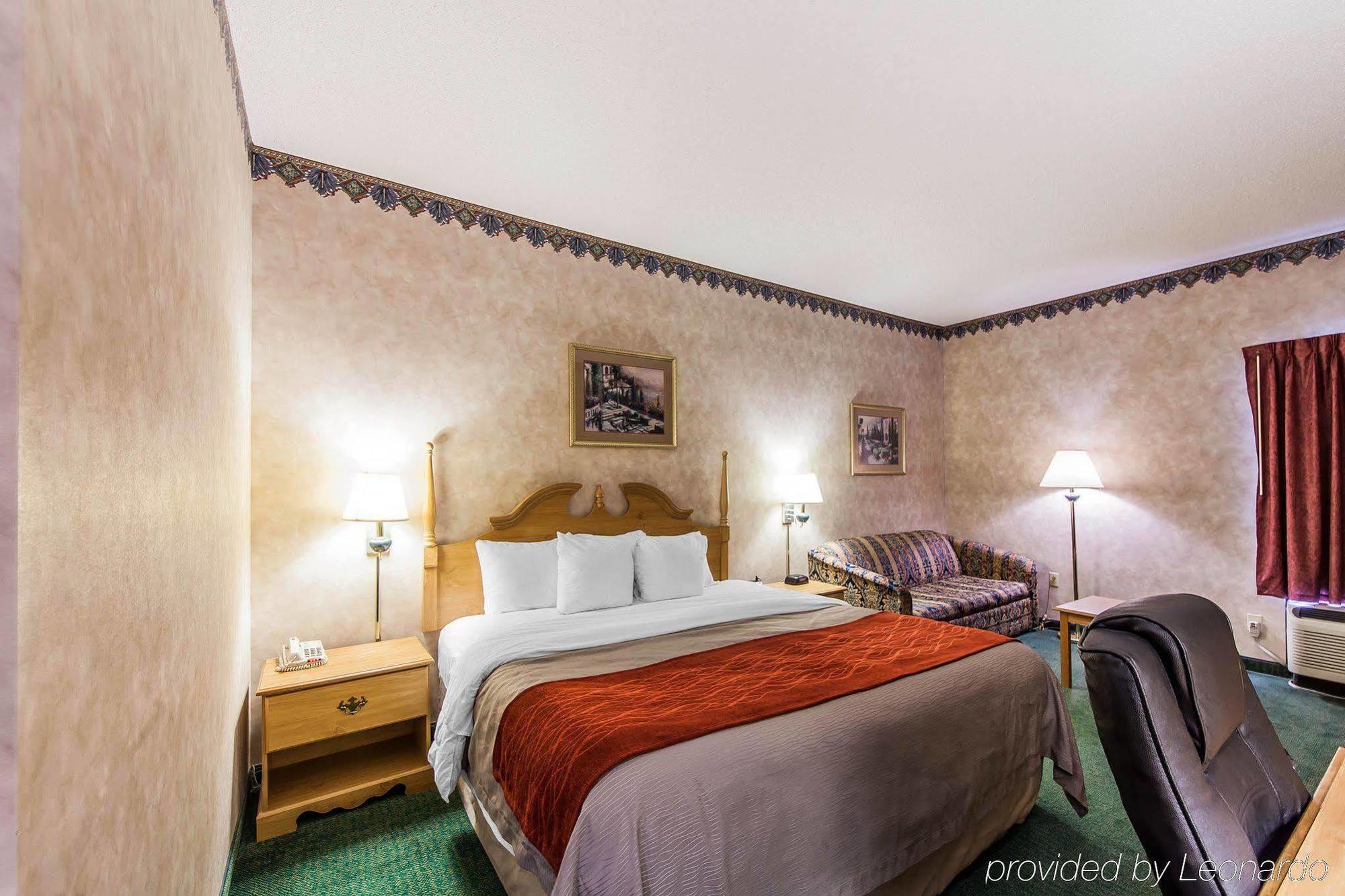 Econo Lodge Newport Buitenkant foto