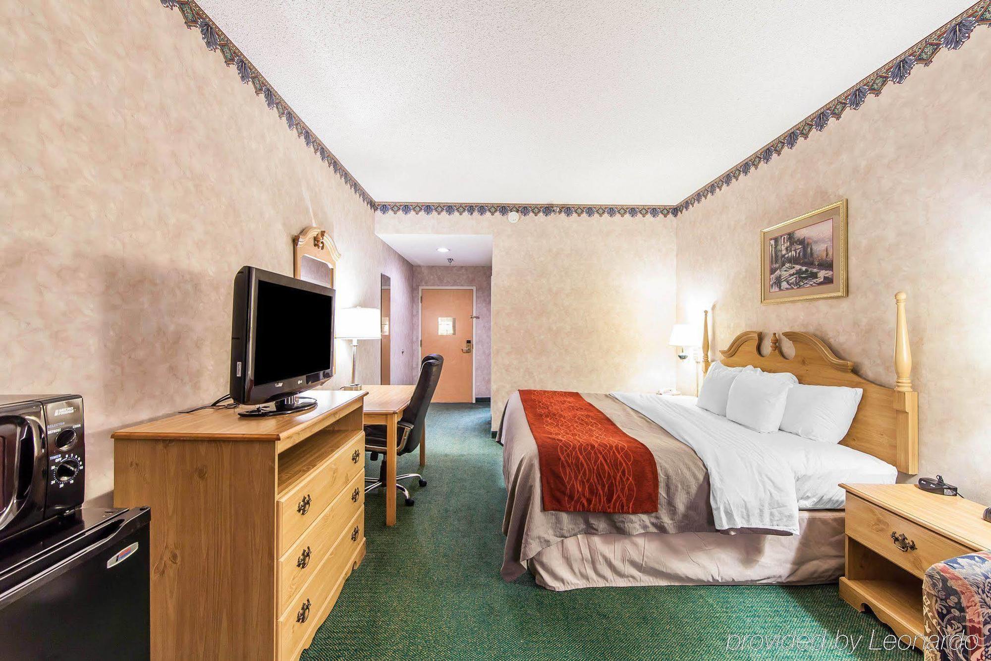 Econo Lodge Newport Buitenkant foto