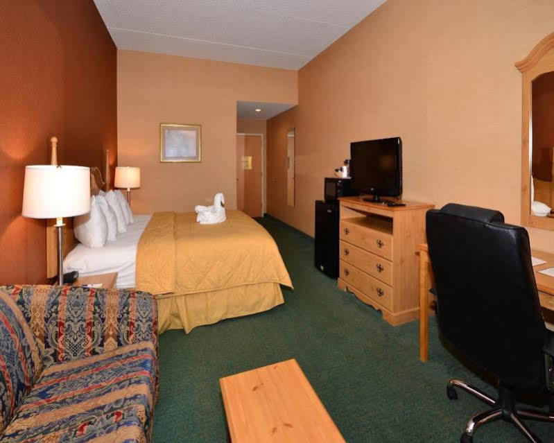 Econo Lodge Newport Buitenkant foto