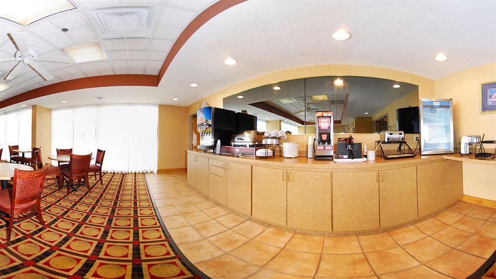 Econo Lodge Newport Buitenkant foto
